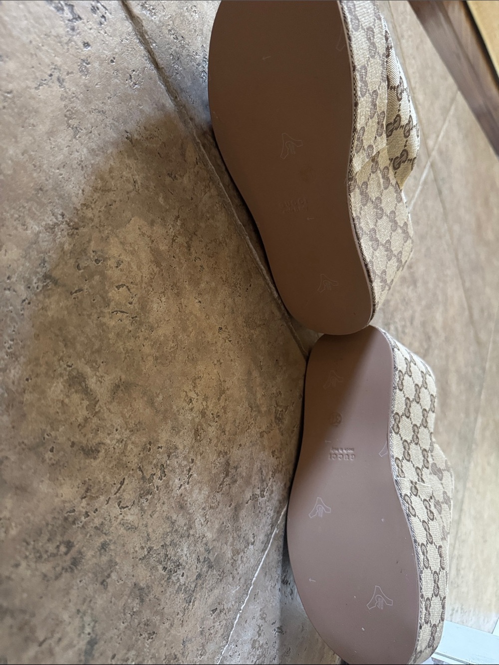 Gucci Beige Brown Monogram Horsebit Slides - Picture 4 of 5